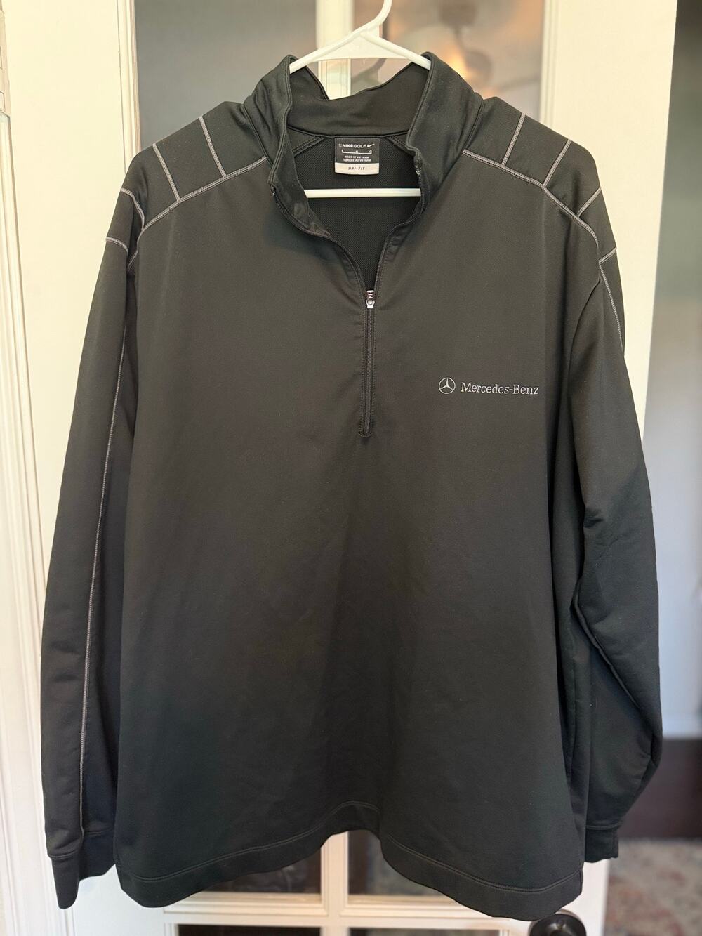 Nike Golf Dri-FIT Mercedes-Benz 1/4 Zip Pullover Black Men’s Large Jacket